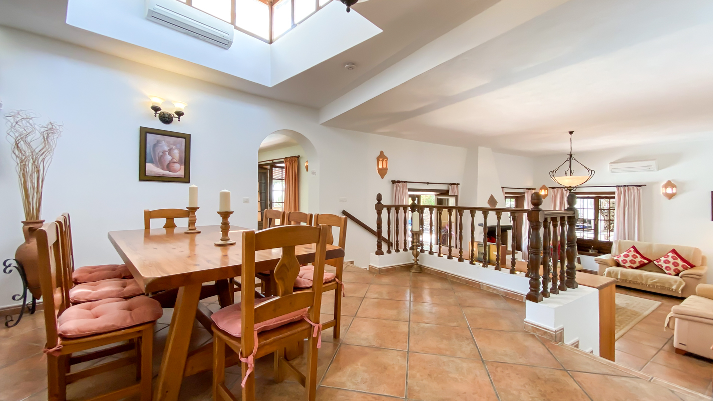 - Puerto Del Carmen - Roper Properties