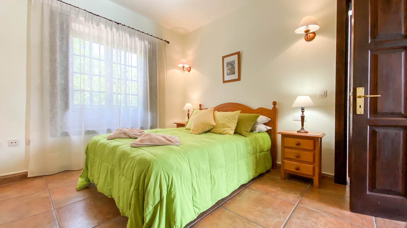 - Puerto Del Carmen - Roper Properties