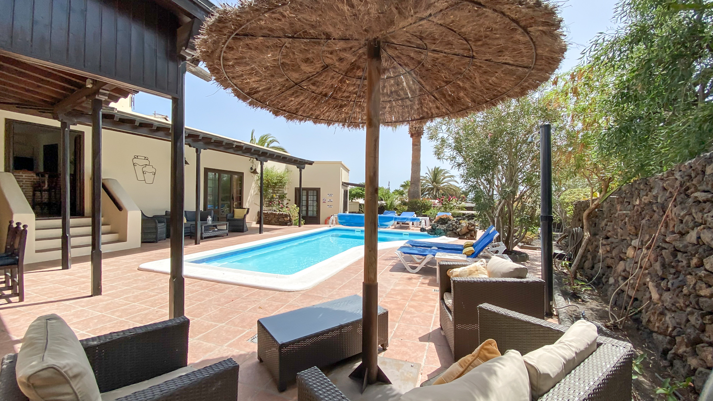 - Puerto Del Carmen - Roper Properties
