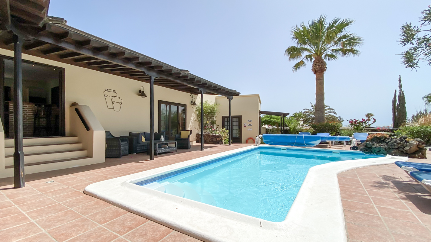 - Puerto Del Carmen - Roper Properties
