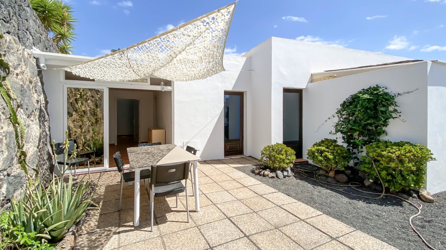 - Puerto Del Carmen - Roper Properties