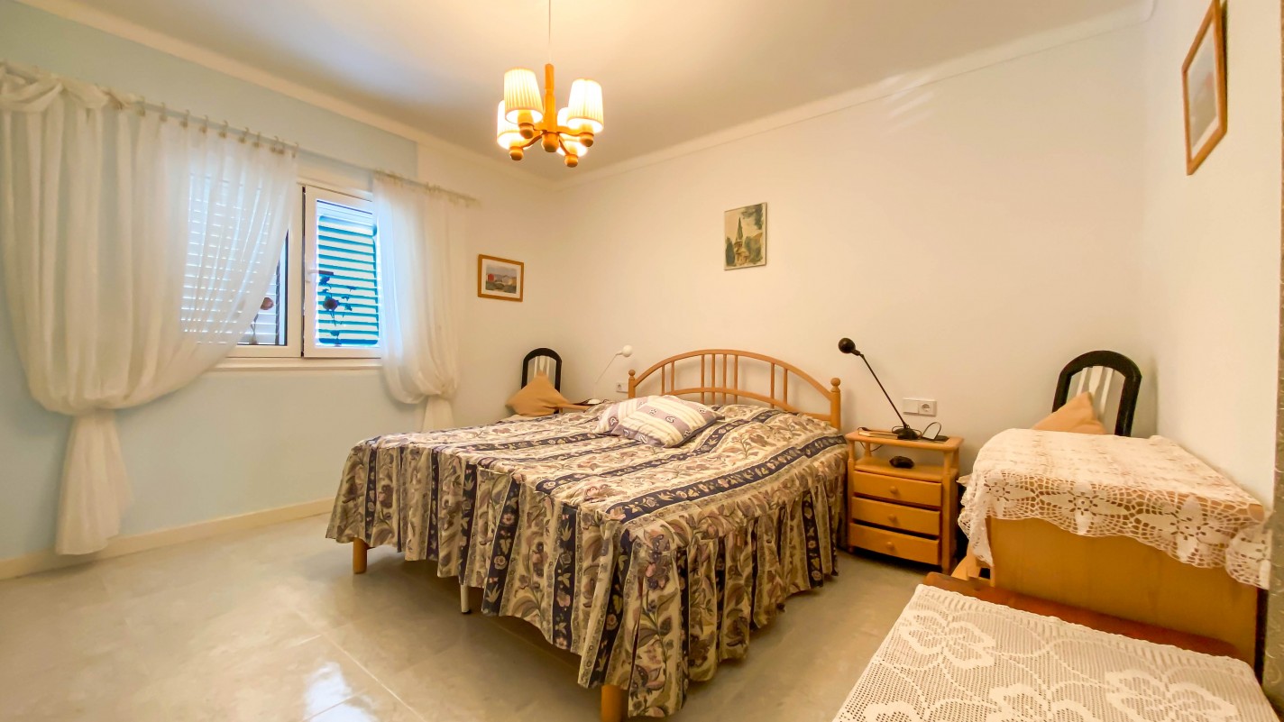 - Tias - Roper Properties