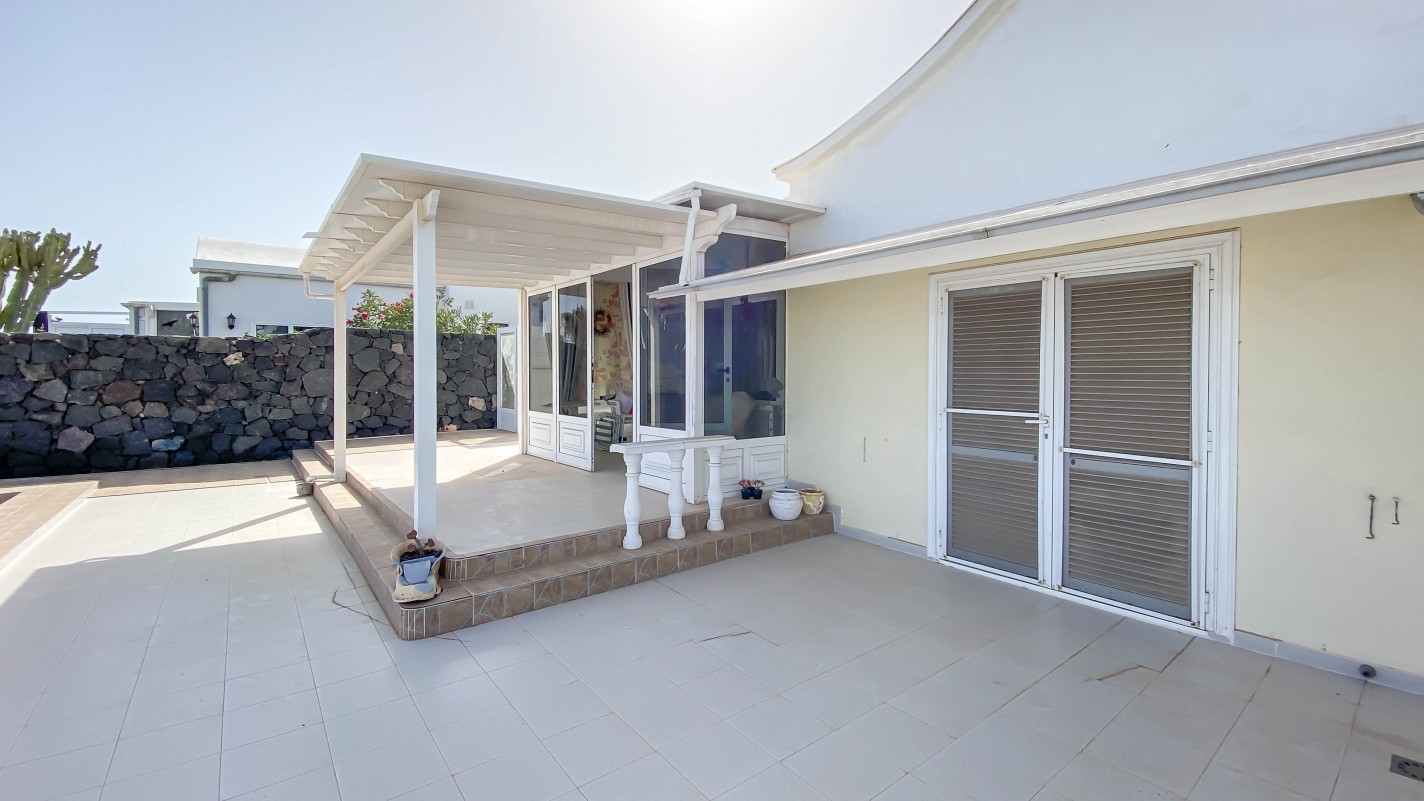 - Tias - Roper Properties