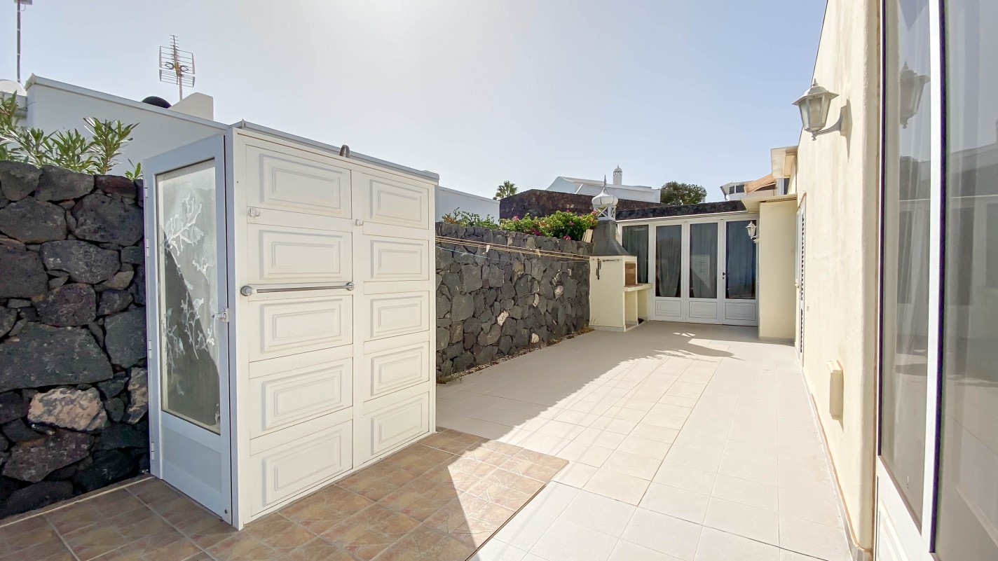- Tias - Roper Properties