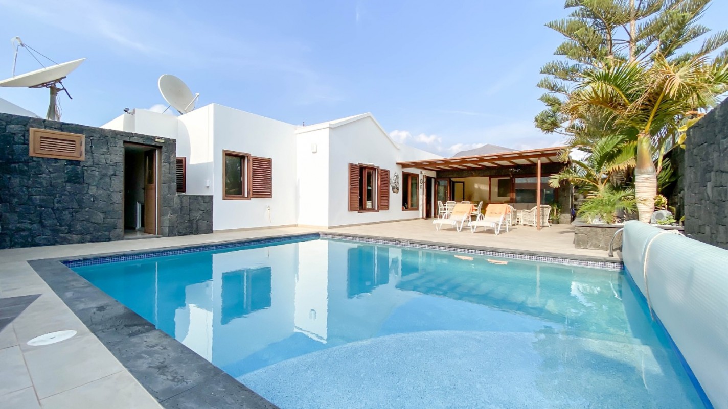 Residencial Vista Marina - Playa Blanca - Roper Properties