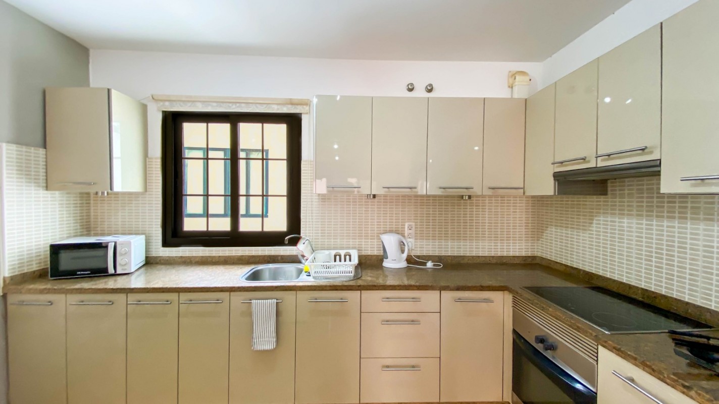 - Playa Honda - Roper Properties