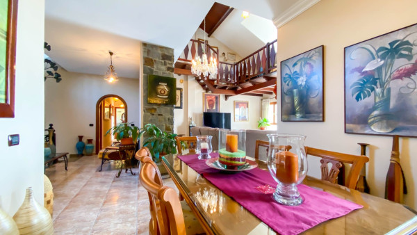3 Bedroom  House / Villa 2