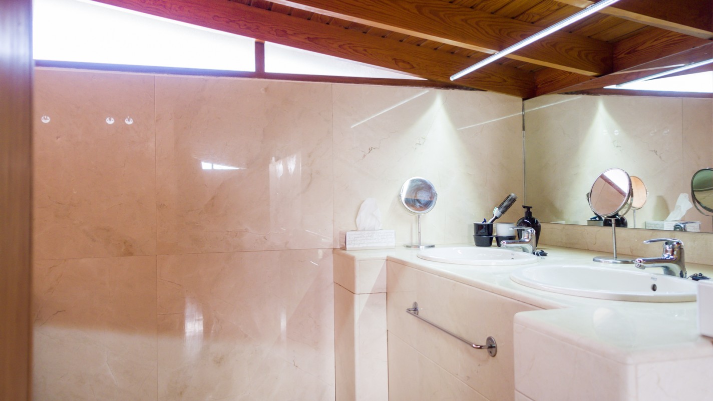 - Puerto Del Carmen - Roper Properties
