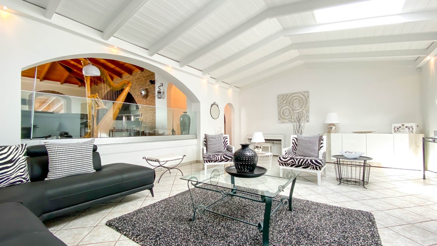 - Macher - Roper Properties
