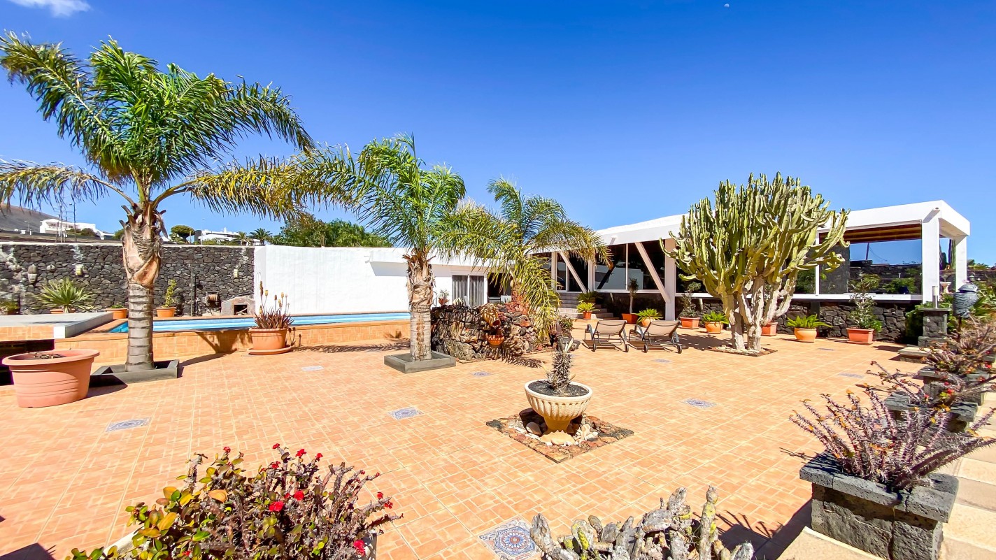- Macher - Roper Properties