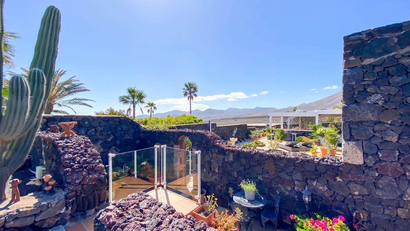 - Macher - Roper Properties