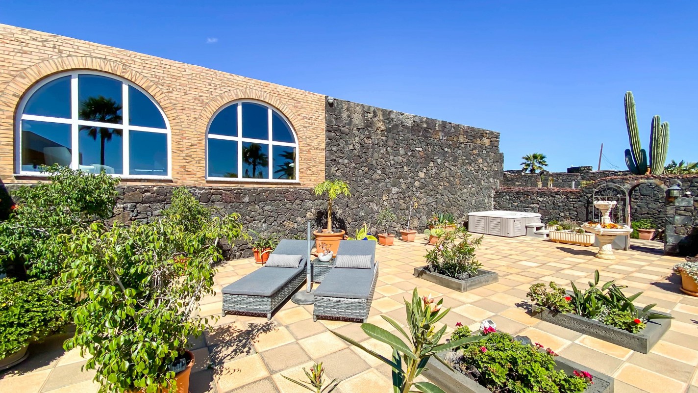 - Macher - Roper Properties