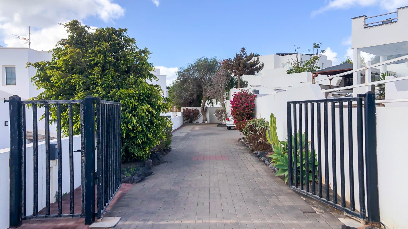 - Tias - Roper Properties