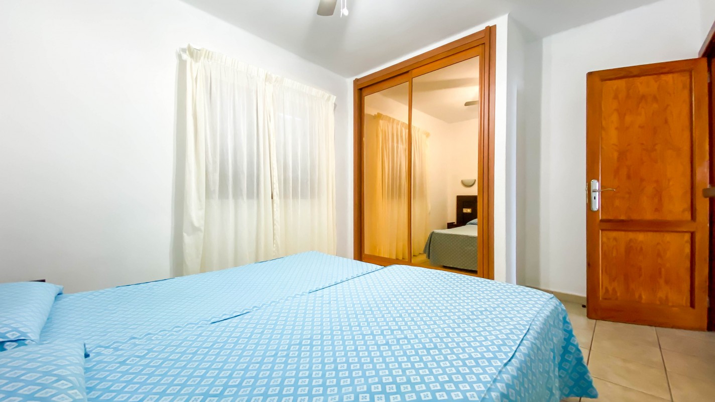 Isla de Lobos - Puerto Del Carmen - Roper Properties