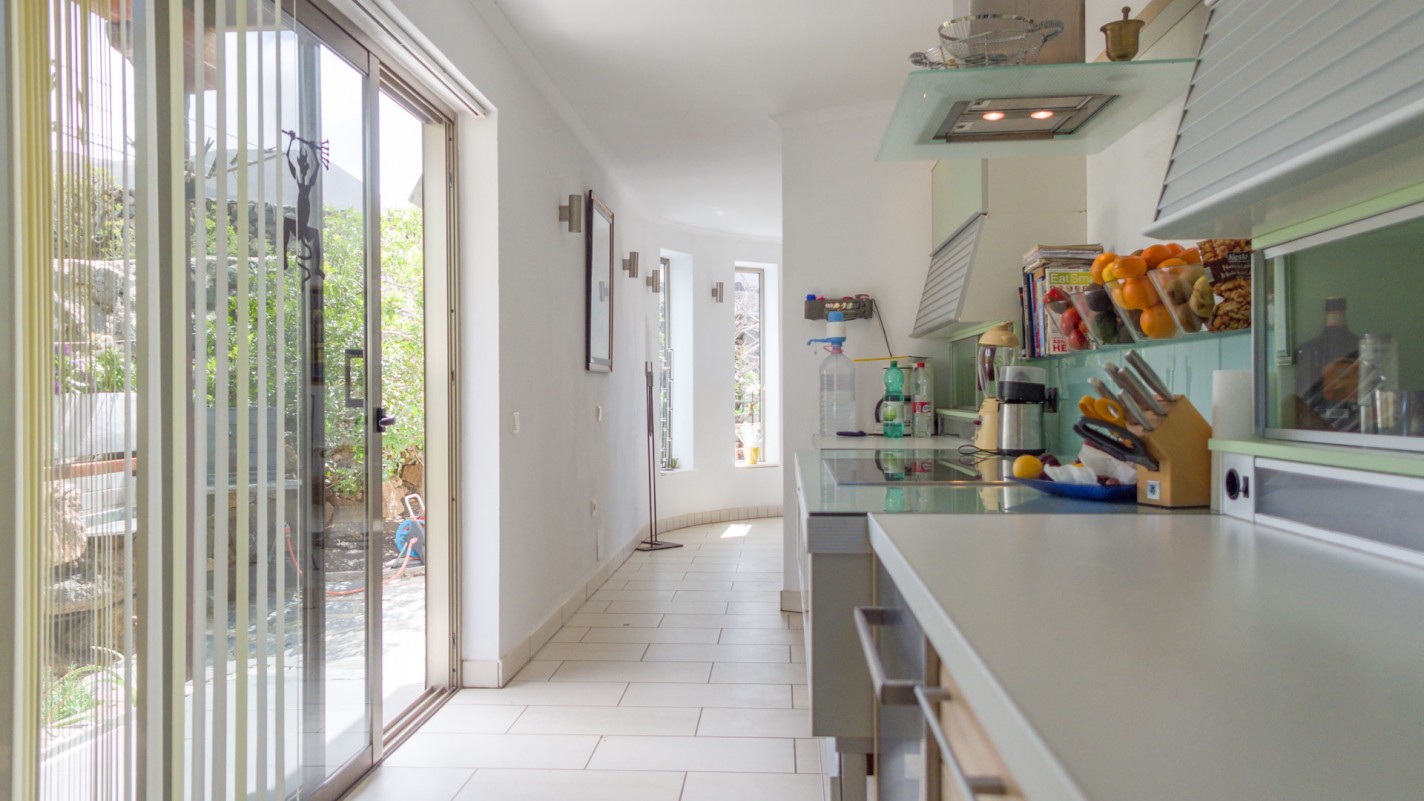 - Las Breñas - Roper Properties