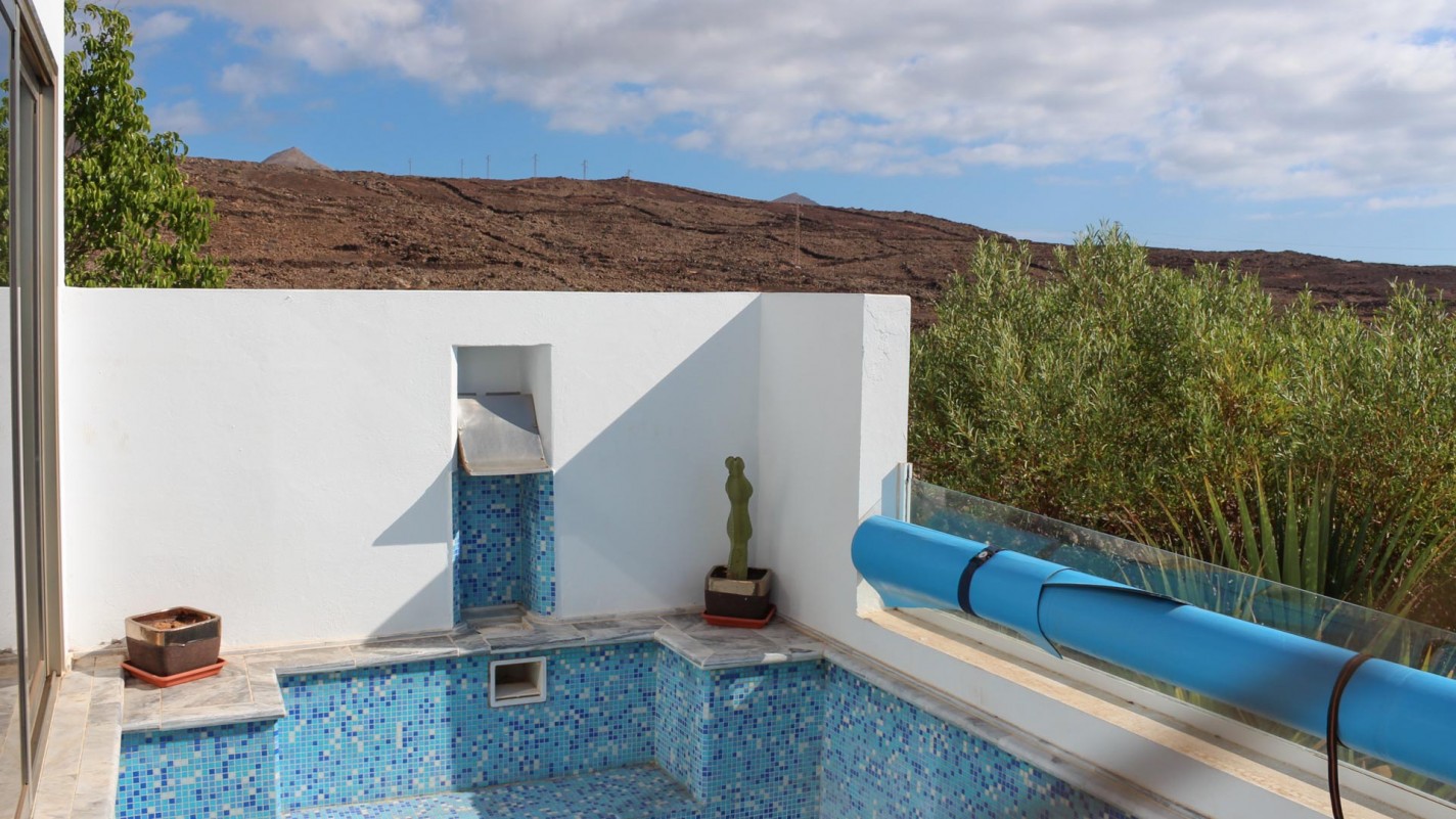 - Las Breñas - Roper Properties
