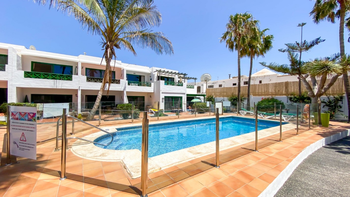 Paradise Apartments - Puerto Del Carmen - Roper Properties