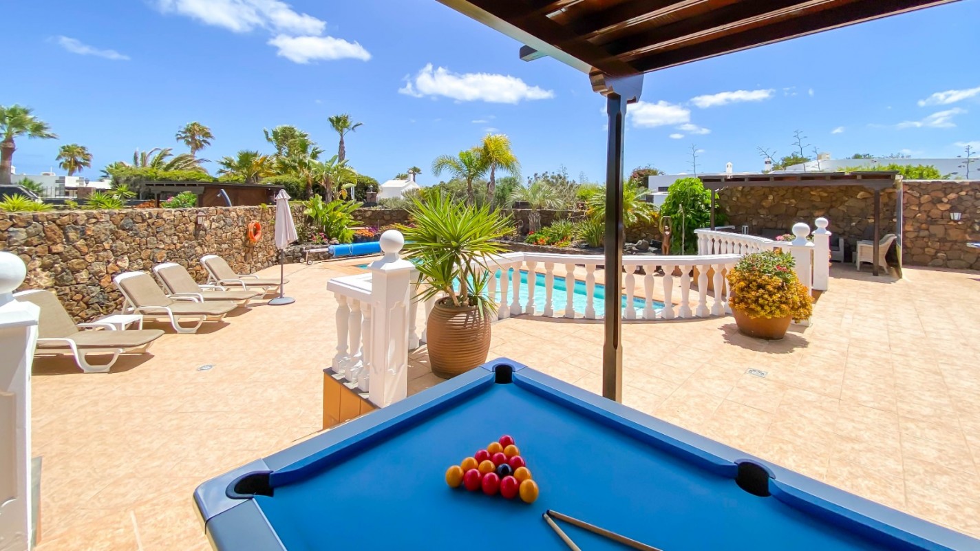 - Puerto Del Carmen - Roper Properties