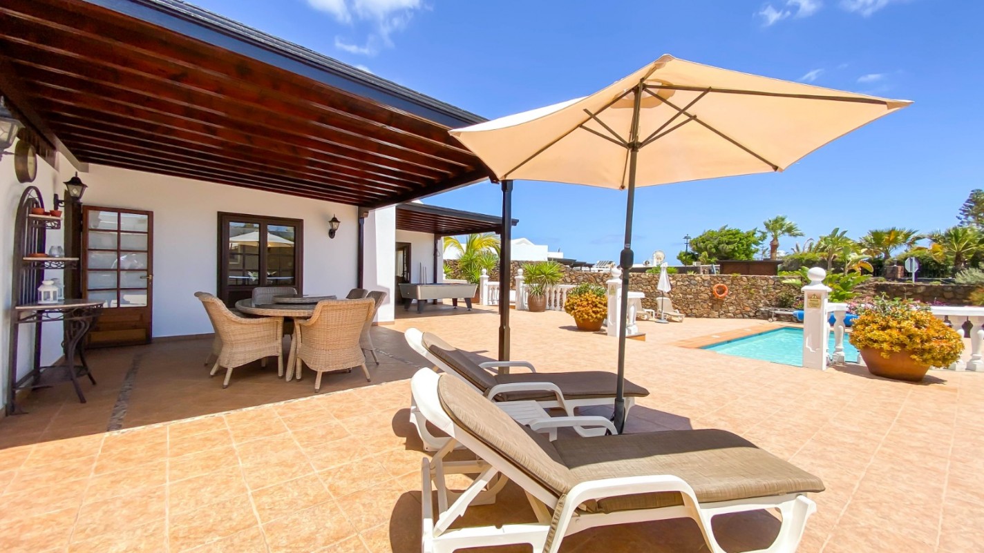 - Puerto Del Carmen - Roper Properties