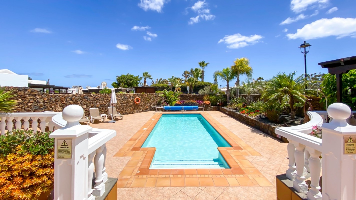 - Puerto Del Carmen - Roper Properties