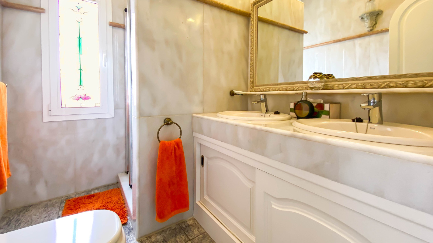- Puerto Del Carmen - Roper Properties