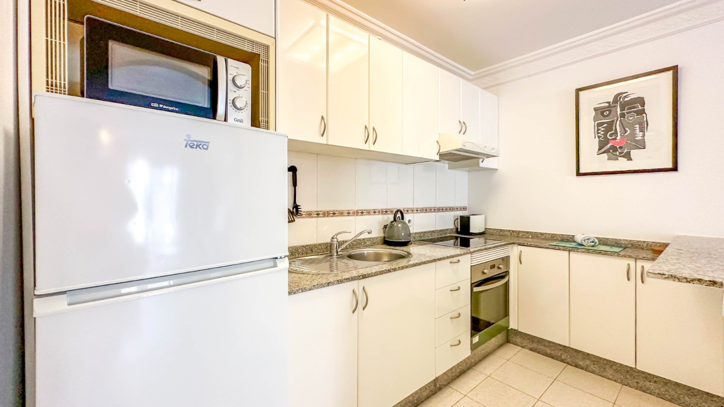 - Puerto Del Carmen - Roper Properties