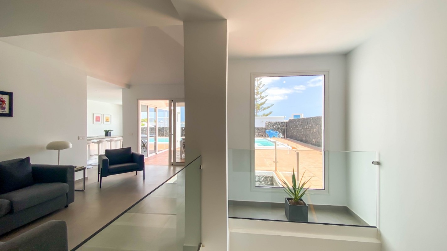 - Puerto Del Carmen - Roper Properties
