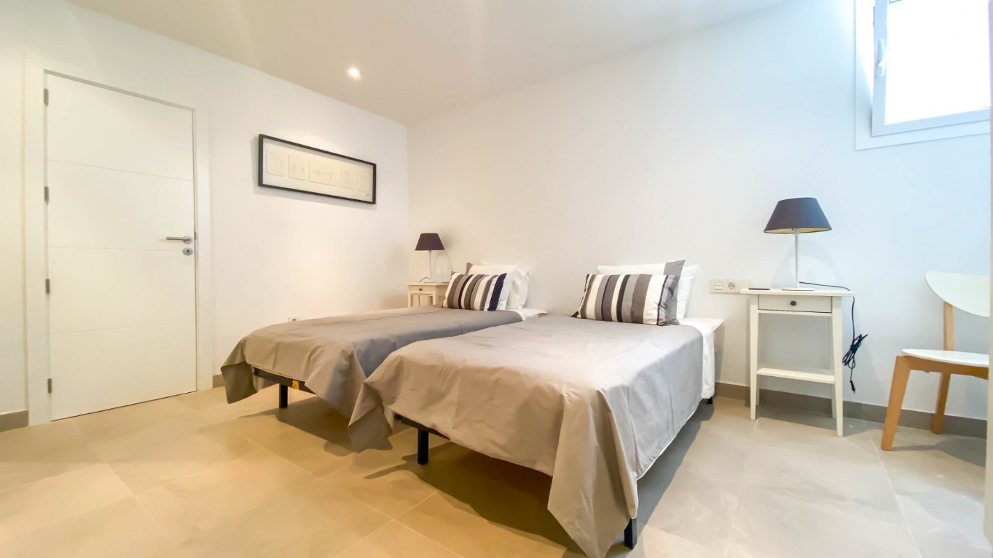 - Puerto Del Carmen - Roper Properties