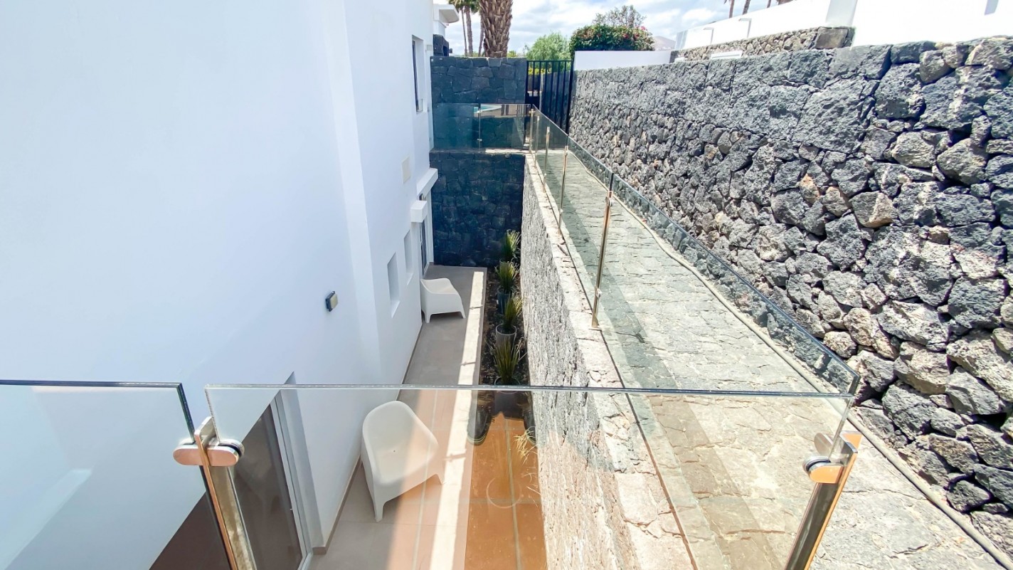 - Puerto Del Carmen - Roper Properties