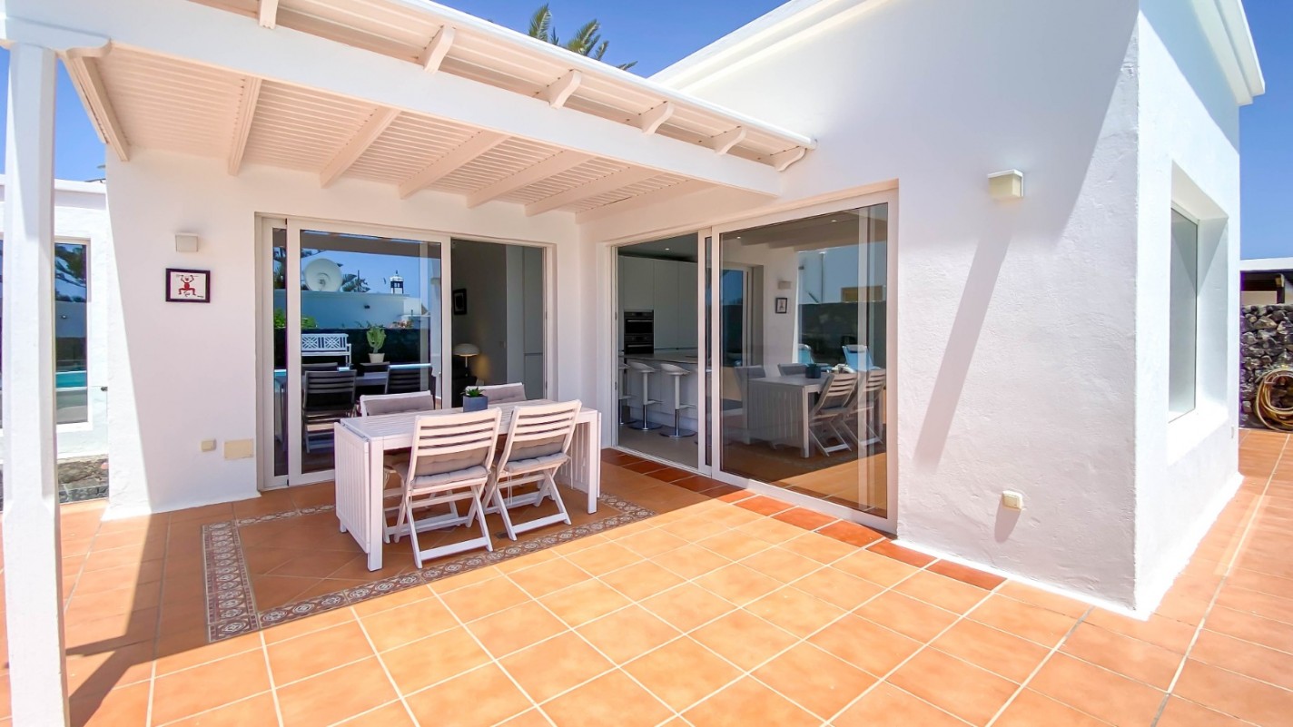 - Puerto Del Carmen - Roper Properties