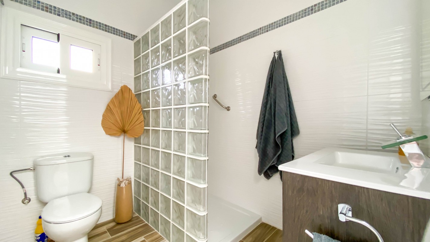 - Macher - Roper Properties