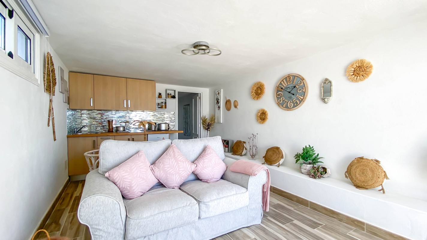 - Macher - Roper Properties
