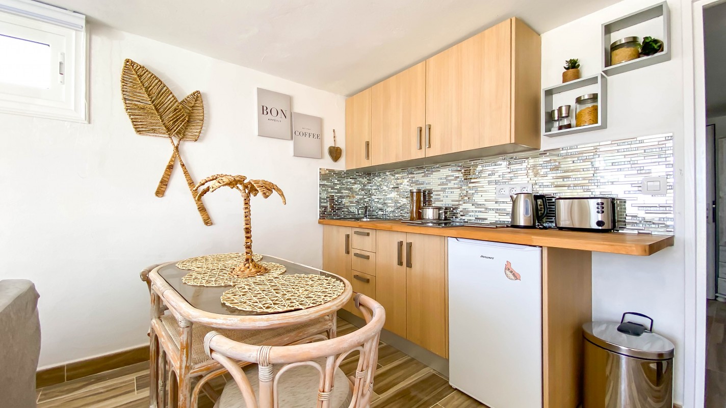 - Macher - Roper Properties