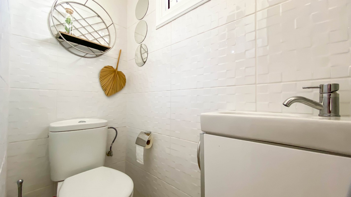 - Macher - Roper Properties