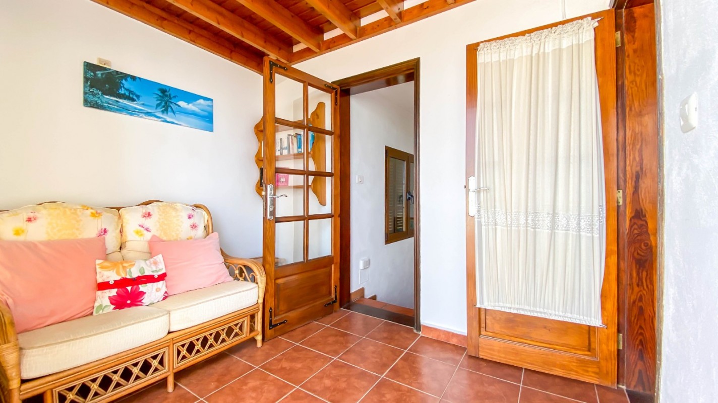- Costa Teguise - Roper Properties