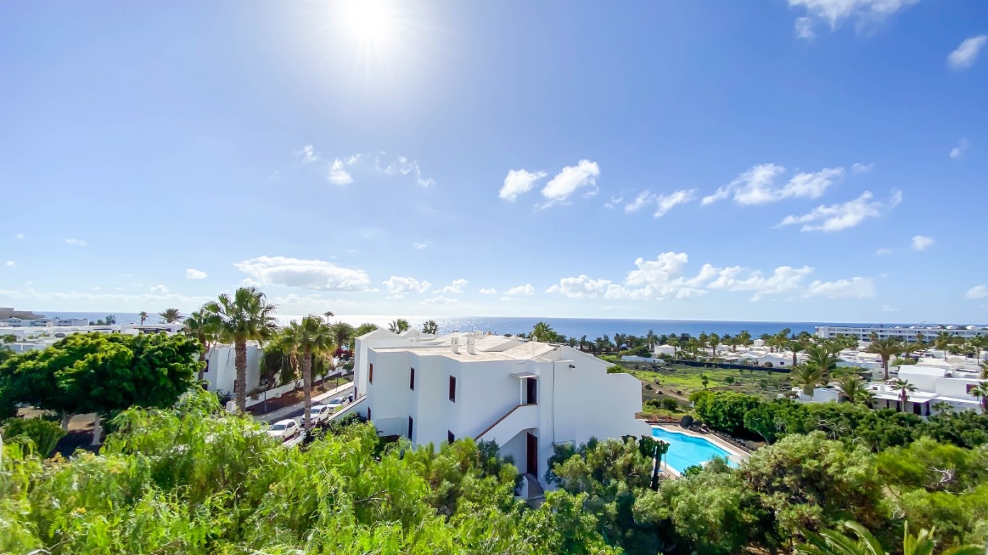 - Costa Teguise - Roper Properties