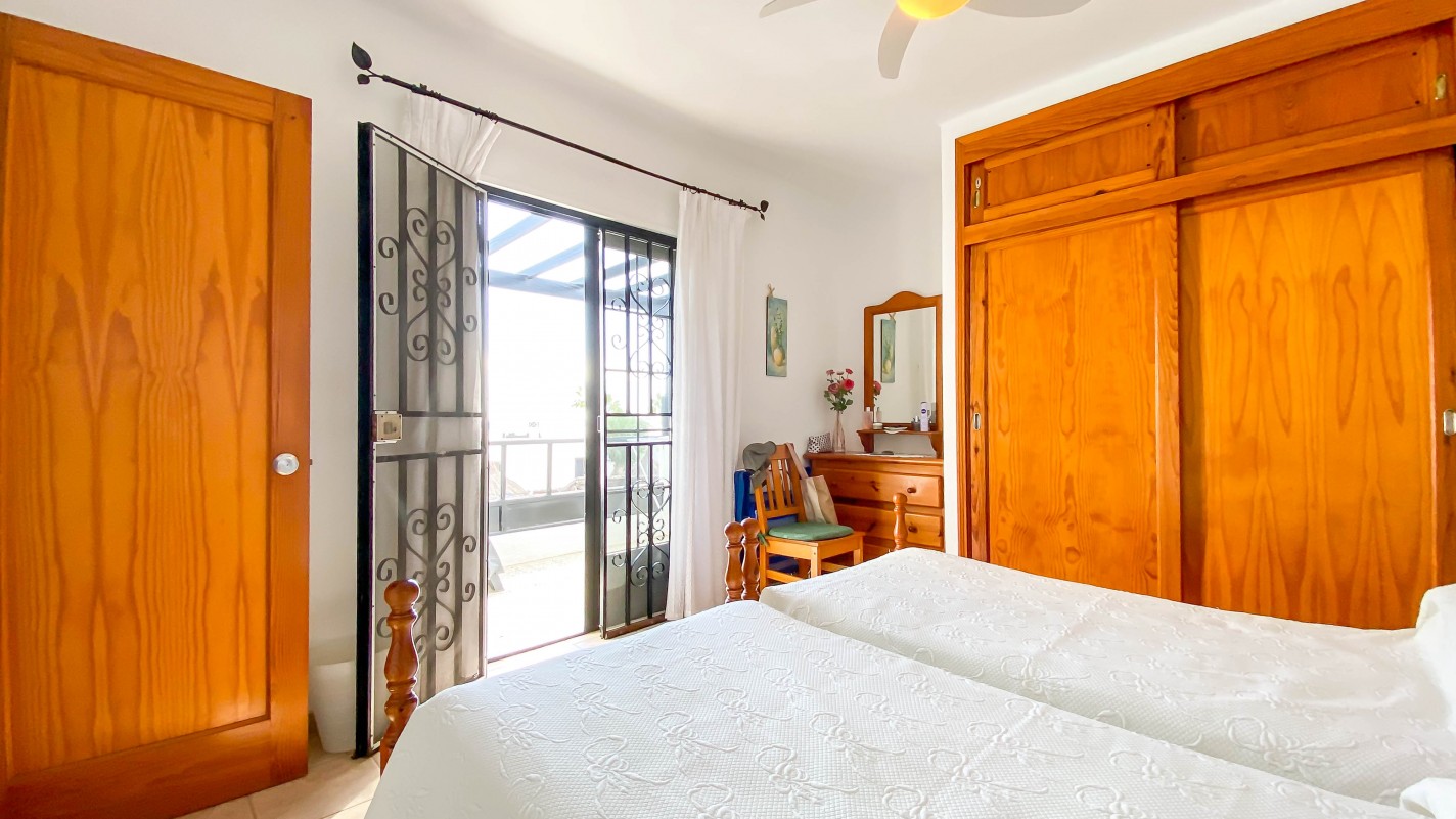 Oasis San Antonio - Puerto Del Carmen - Roper Properties