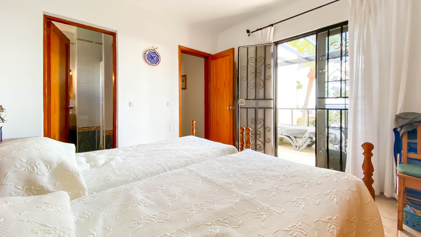 Oasis San Antonio - Puerto Del Carmen - Roper Properties