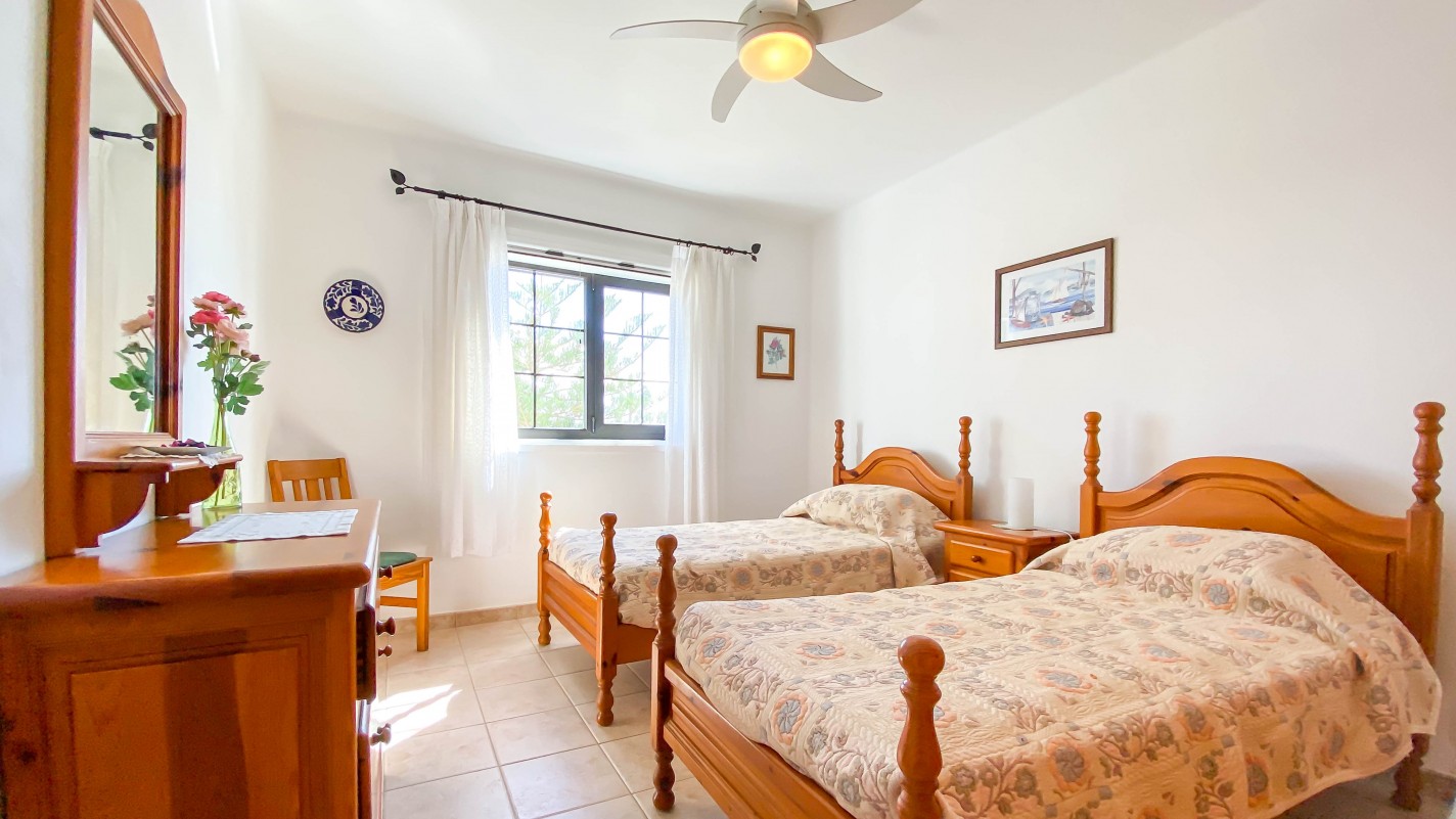 Oasis San Antonio - Puerto Del Carmen - Roper Properties