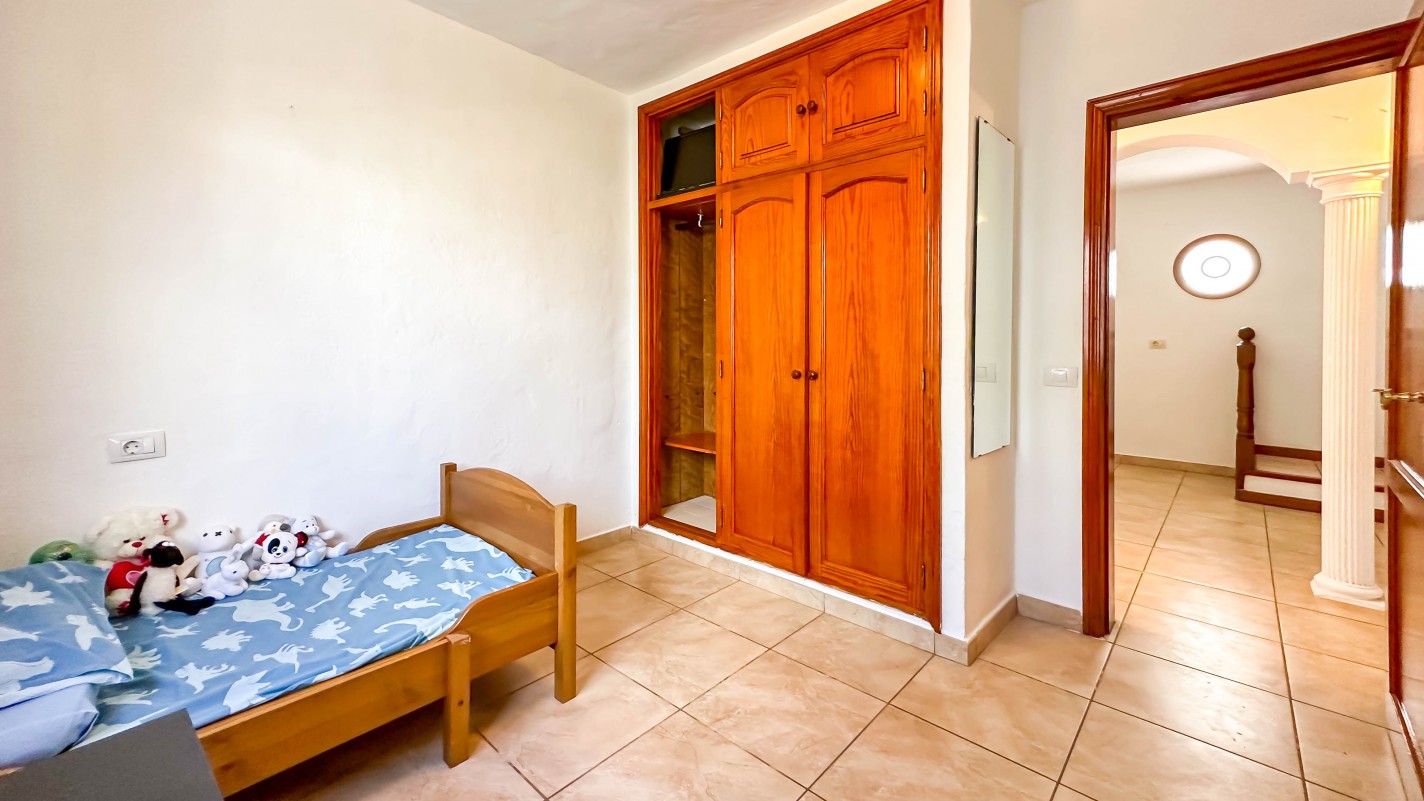 - Playa Honda - Roper Properties
