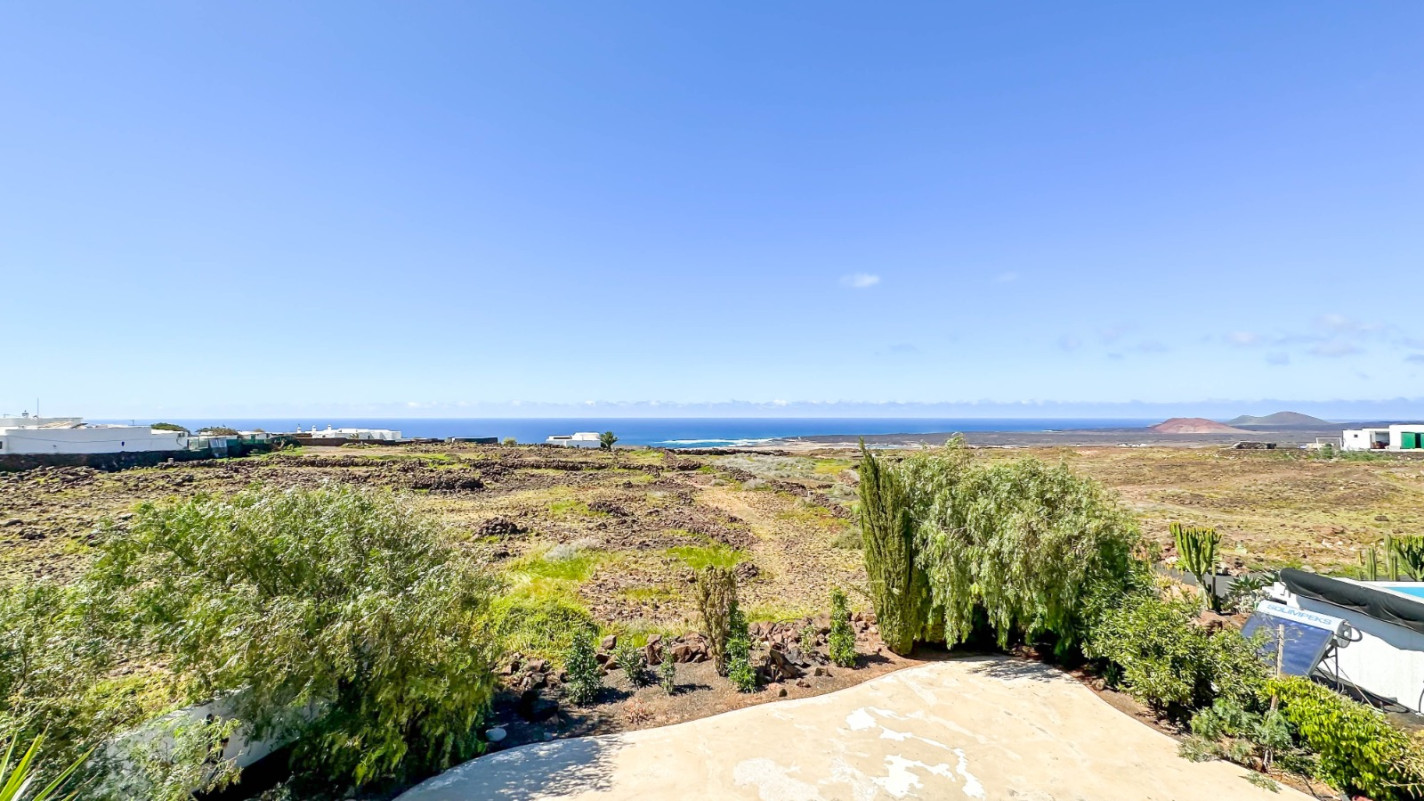 - Las Breñas - Roper Properties