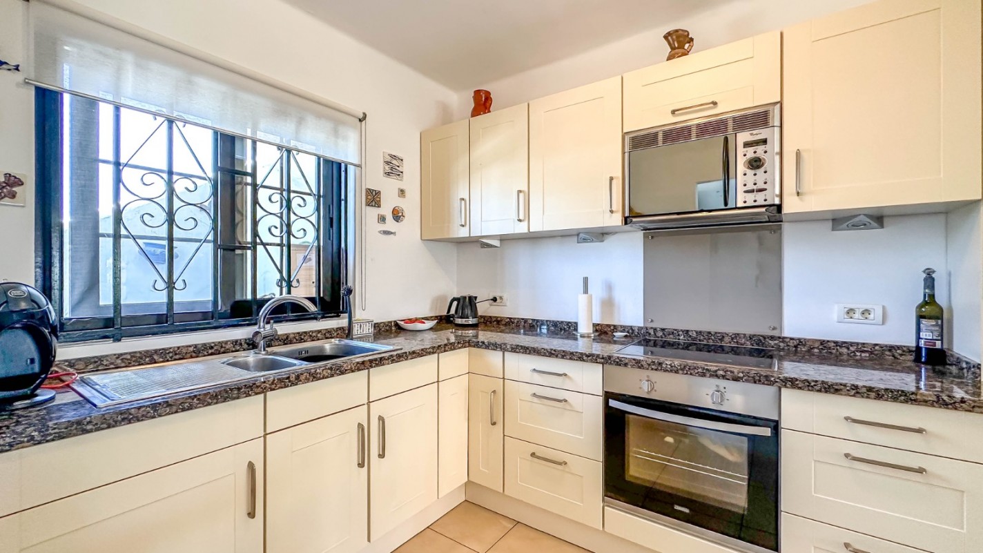 Oasis San Antonio - Puerto Del Carmen - Roper Properties