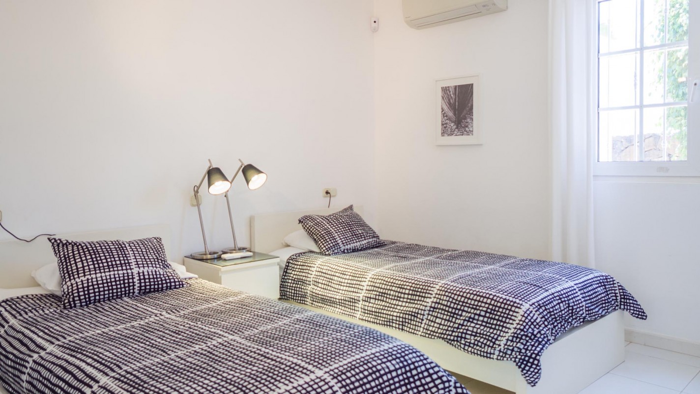 - Puerto Del Carmen - Roper Properties