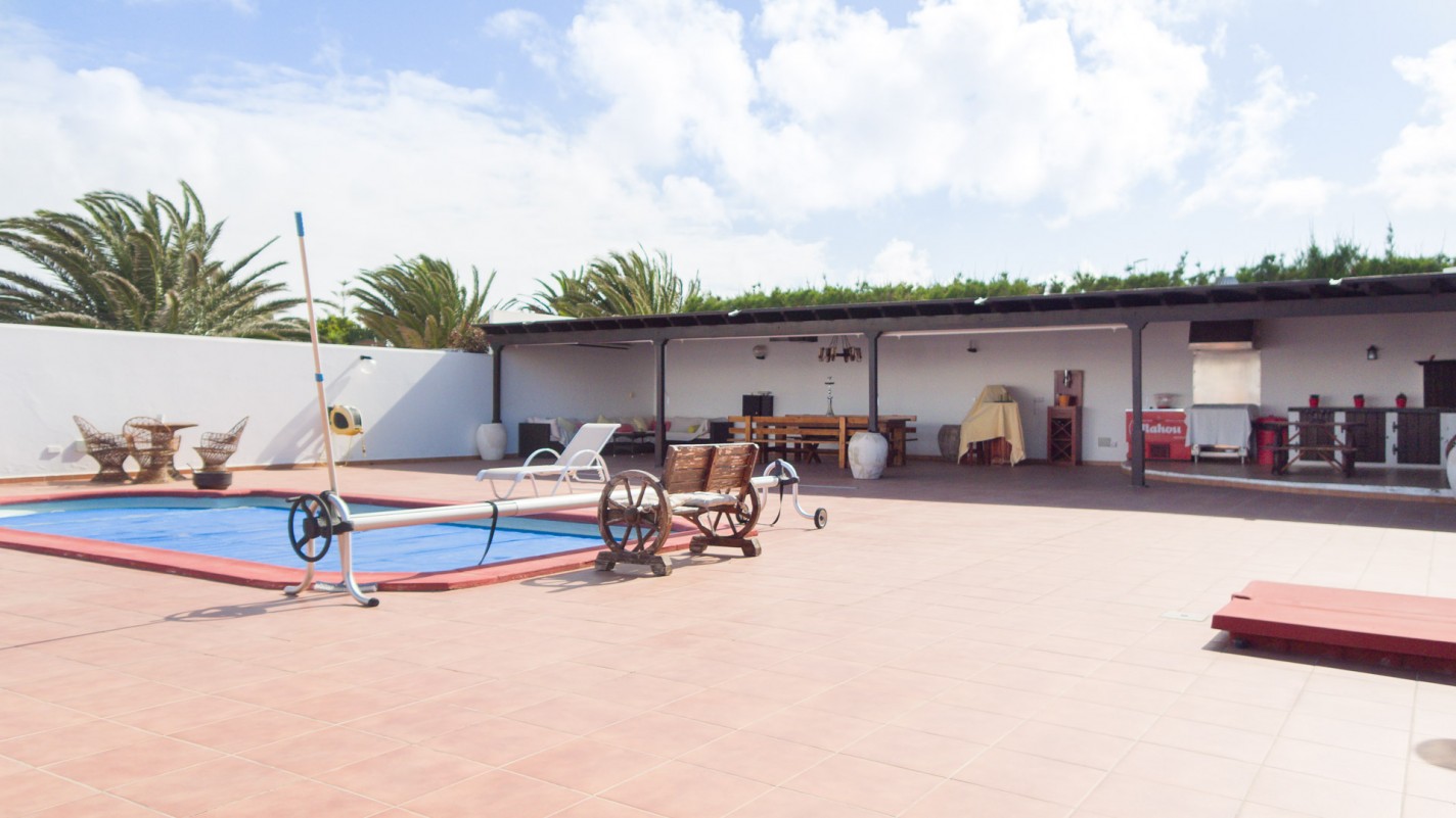 - Playa Blanca - Roper Properties
