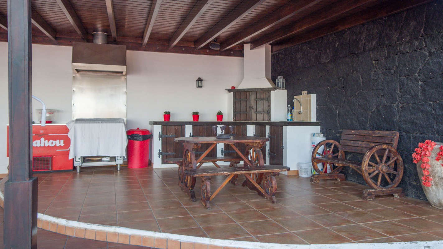 - Playa Blanca - Roper Properties