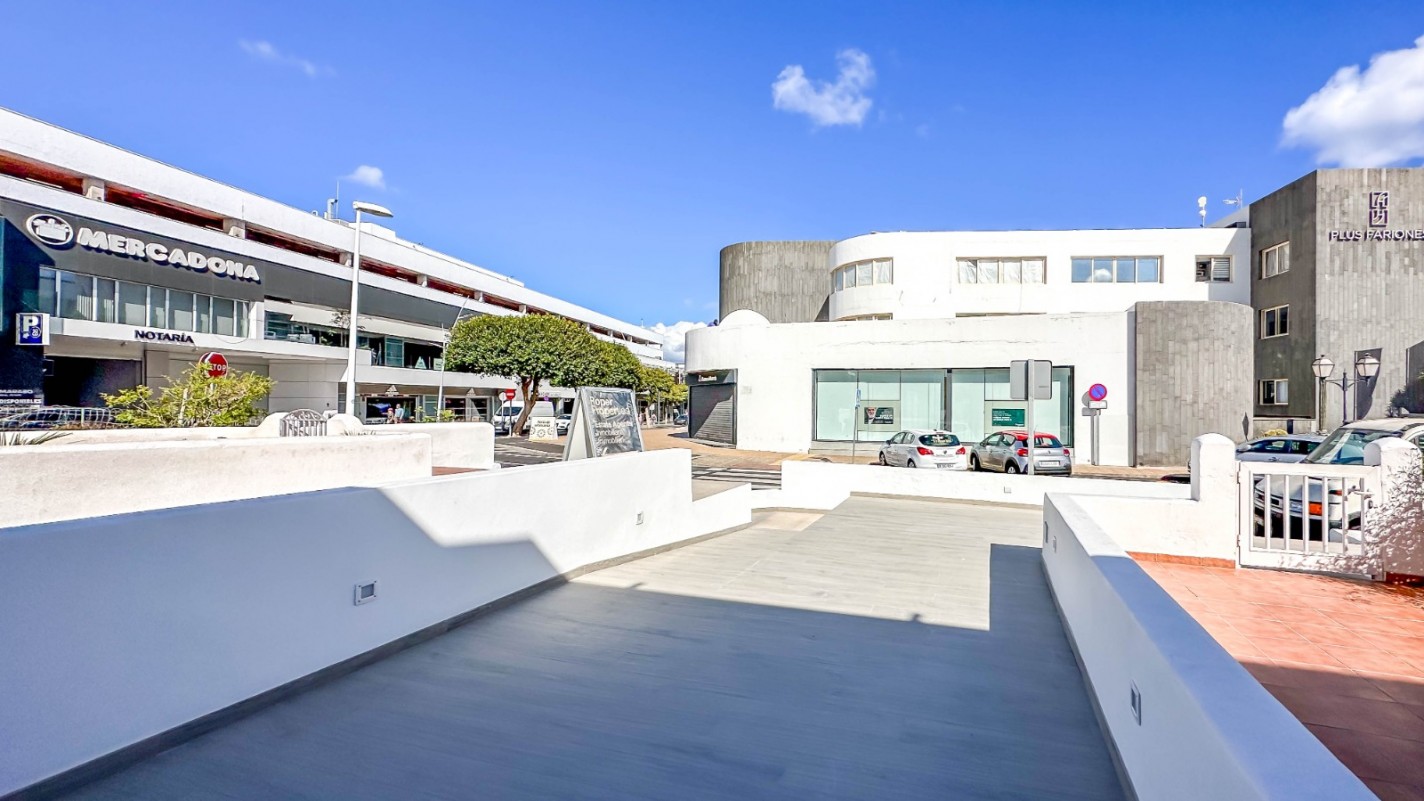 - Puerto Del Carmen - Roper Properties