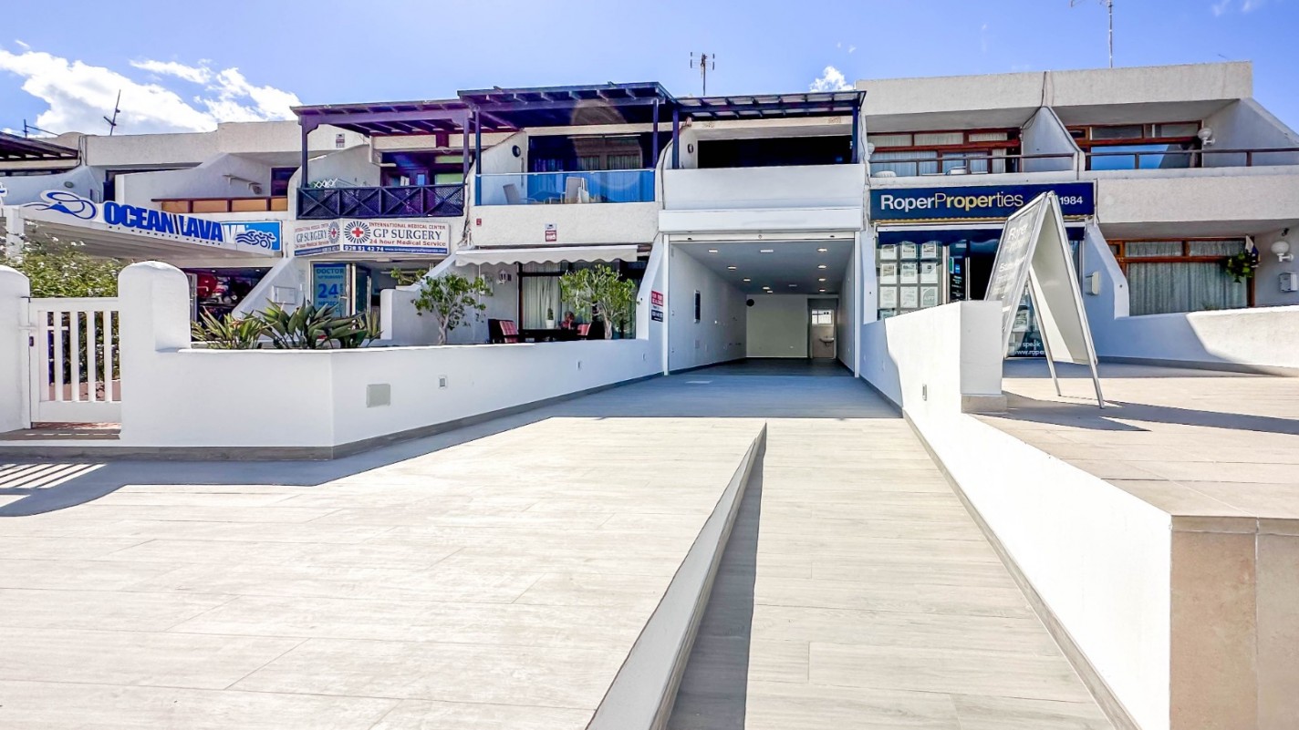- Puerto Del Carmen - Roper Properties