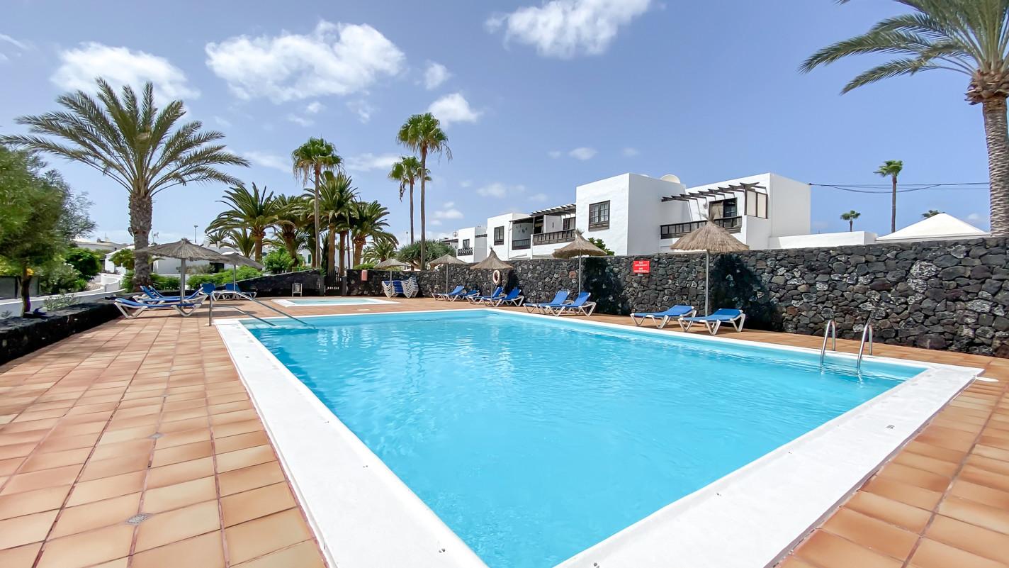 Oasis San Antonio - Puerto Del Carmen - Roper Properties