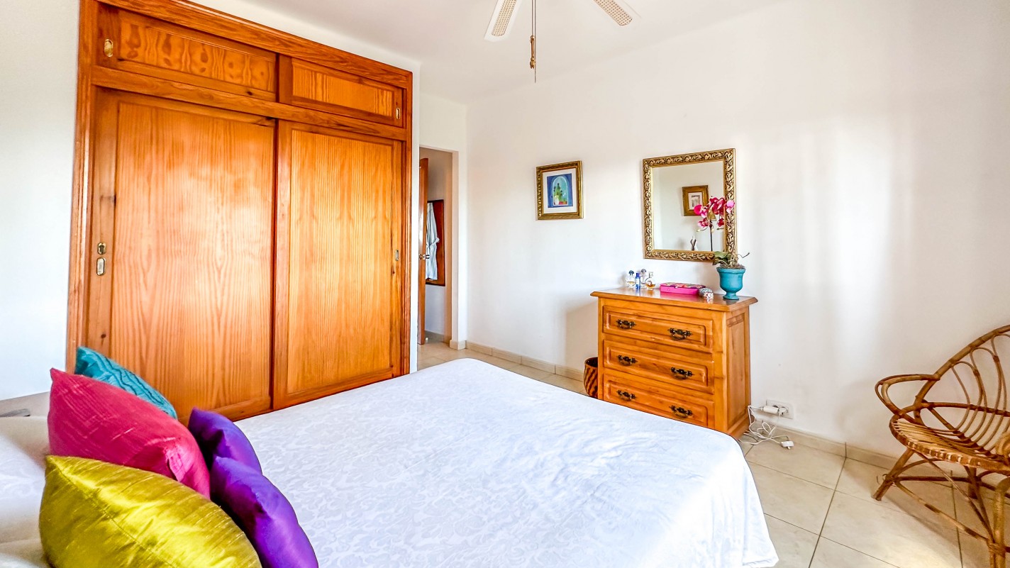 Oasis San Antonio - Puerto Del Carmen - Roper Properties