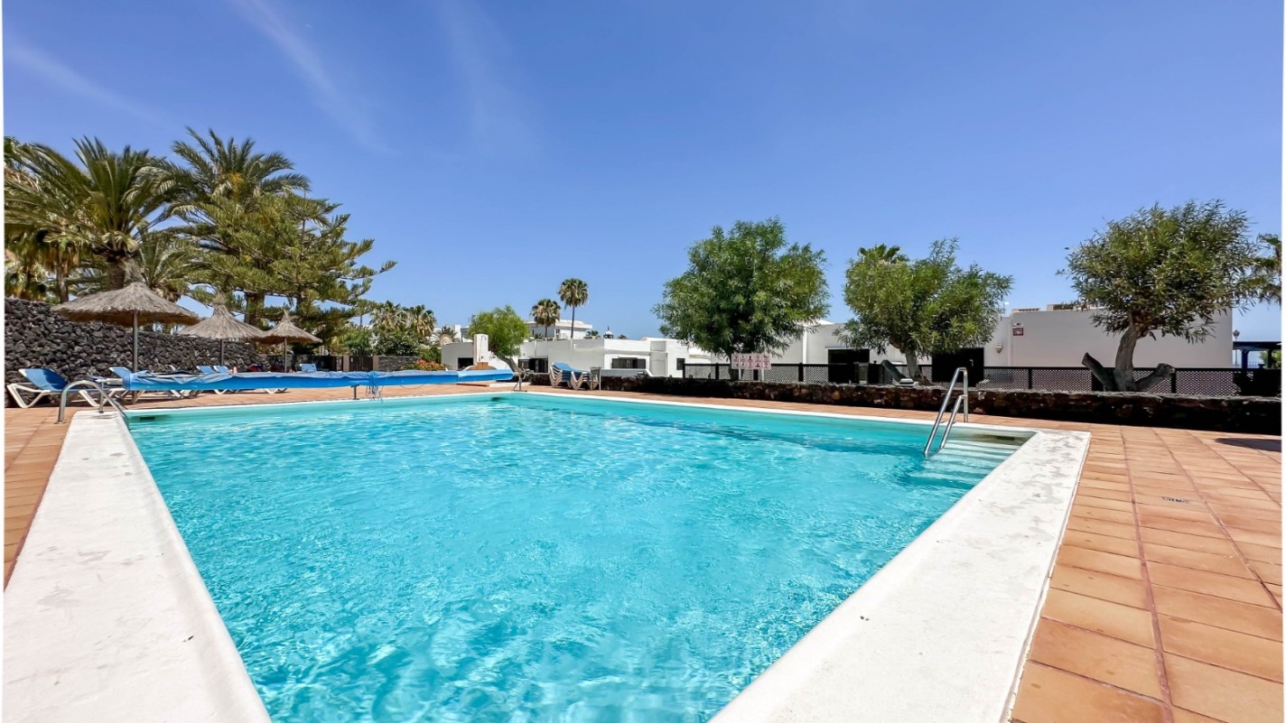 Oasis San Antonio - Puerto Del Carmen - Roper Properties